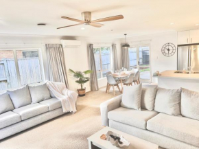 Home In On Family - 400m from Papamoa Beach